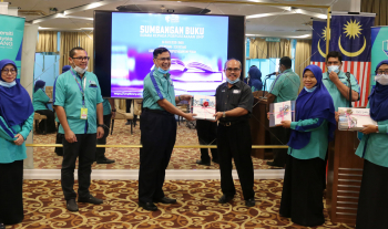 Majlis Sumbangan Buku SUARA UMP