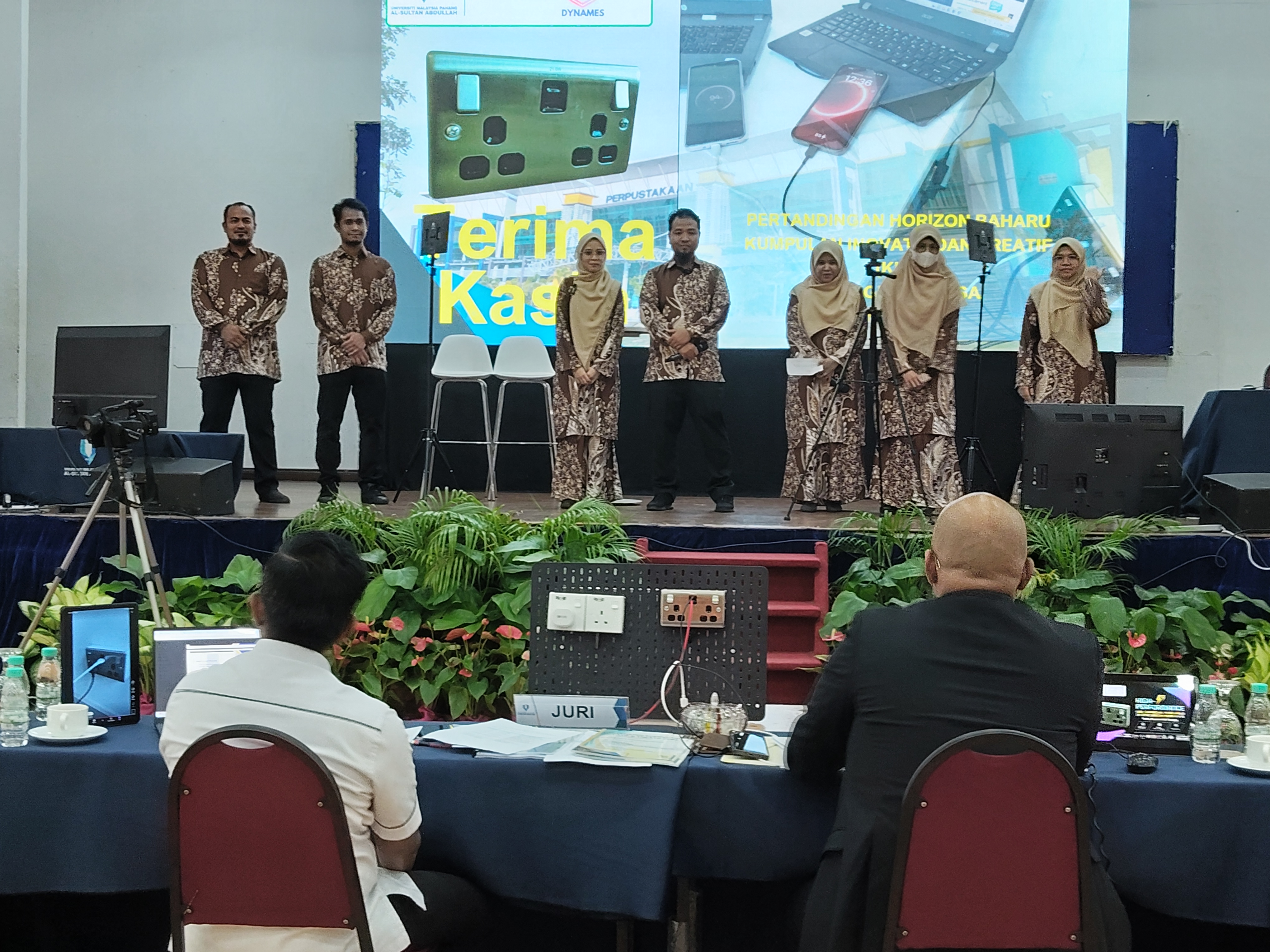 DYNAMES Perpustakaan UMPSA Raih Anugerah Harapan dan Penarafan Emas Sempena Konvensyen Kumpulan Inovatif & Kreatif (KIK) Horizon Baharu UMPSA 2025 - 19 Nov 2025